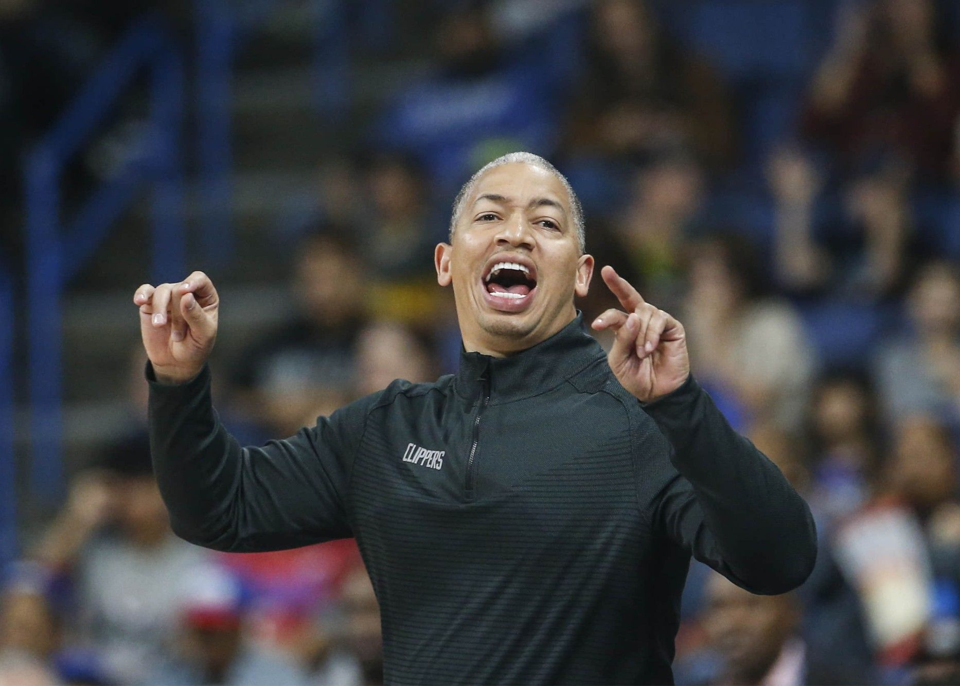 TA는 시즌 시작 시 역사상 가장 빨리 해고된 코치를 계산합니다. Tyronn Lue, Nash 등이 목록에 있습니다.